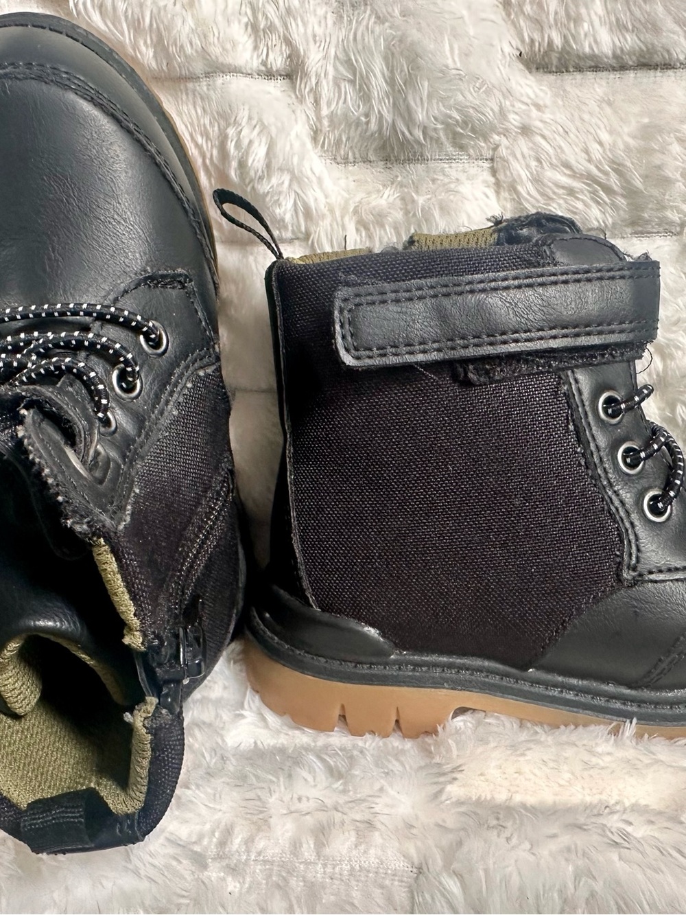 Little Kids Black Combat Boots Lace-Up & Strap Boots Side Zipper sz 6 NWOT Cute!